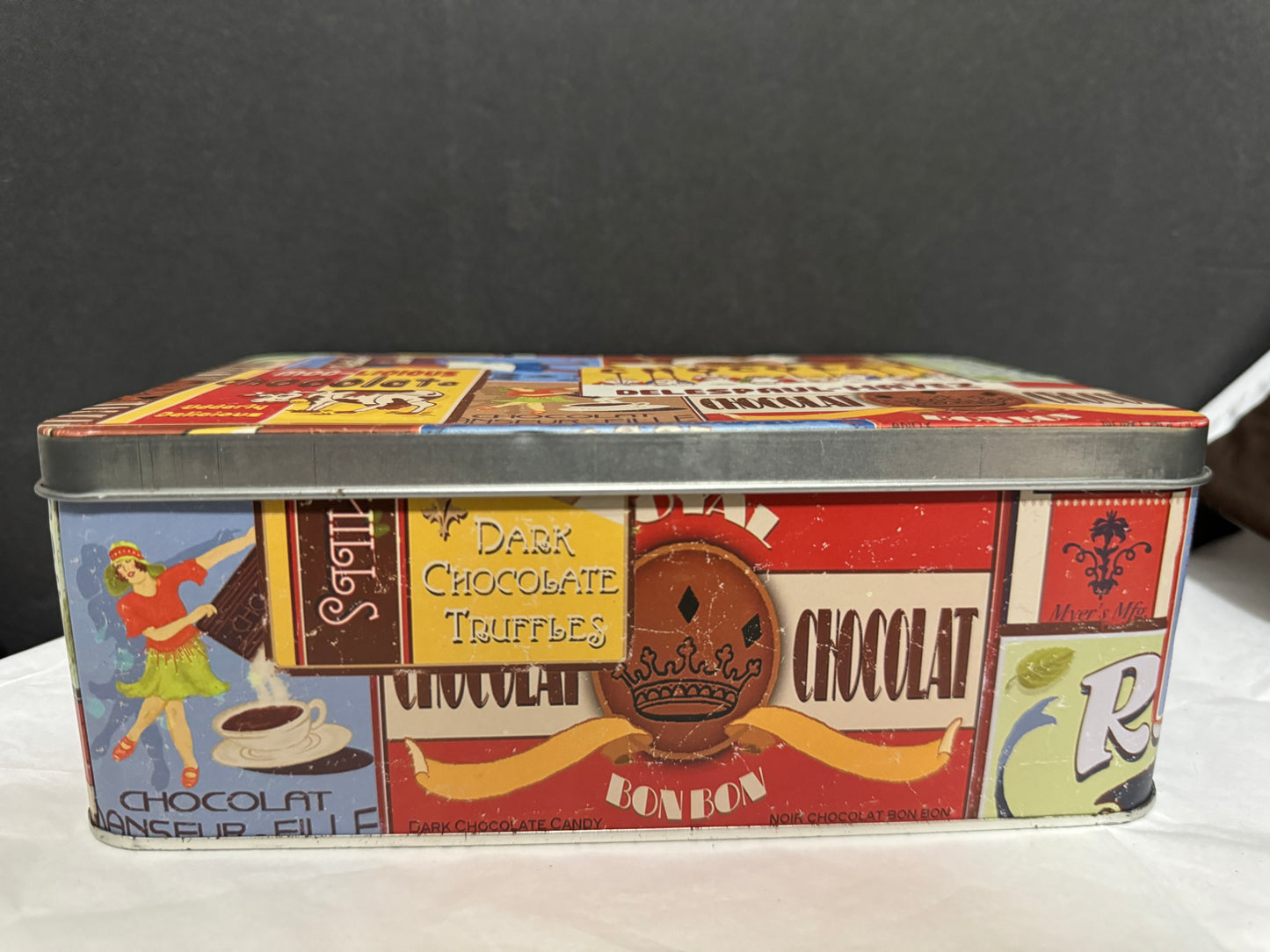 Moo-Licius Chocolate Delespaul-Havez Bonbon Tin (Empty) - Vintage