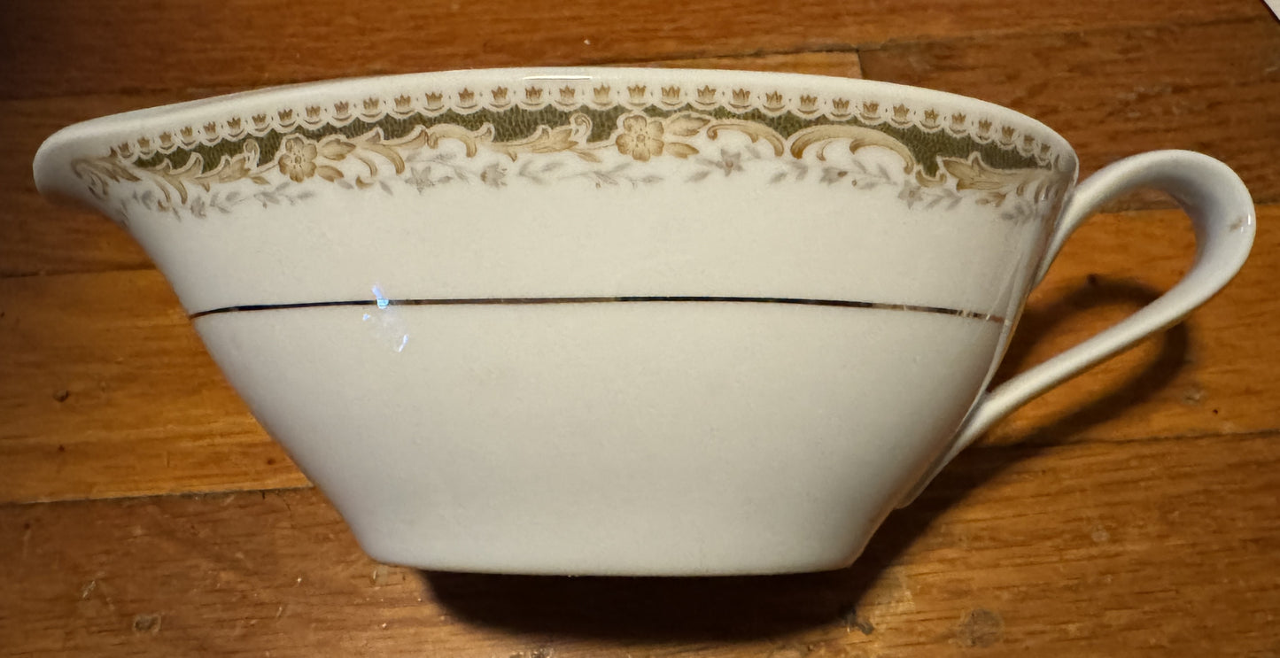 Gravy Boat 12oz Queen Anne Signature Collection Fine China Made in Japan VINTAGE