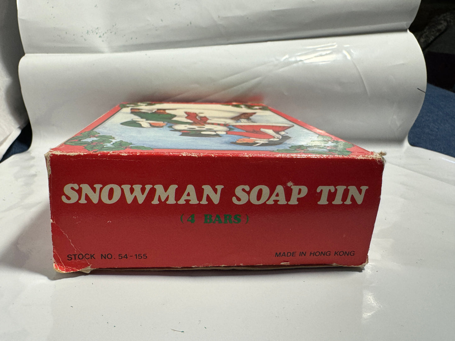 Christmas Around The World Snowman Soap in Tin 4 Bars In Box 1980's Vintage
