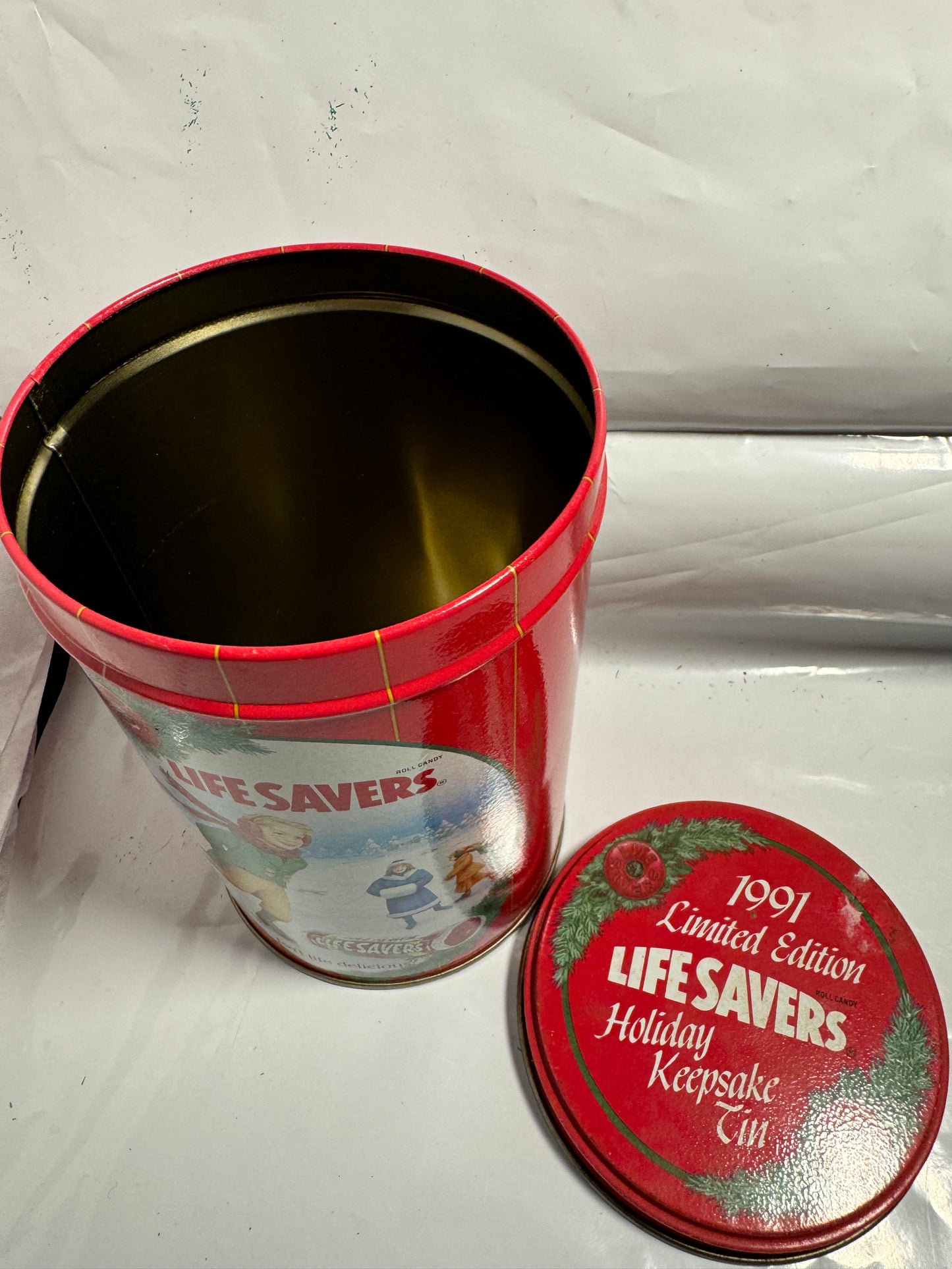 Life Savers Candy Red Limited Edition Keepsake Christmas Tin 1991 Vintage