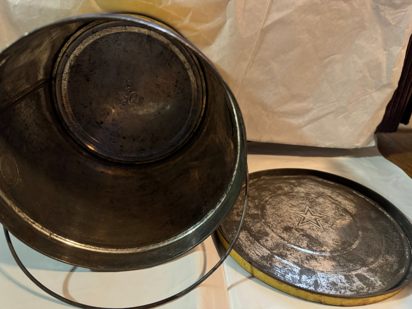 Armour's Star Pure Lard Flavor Fresh. Textured, 4 LB Tin Bucket w/Handle