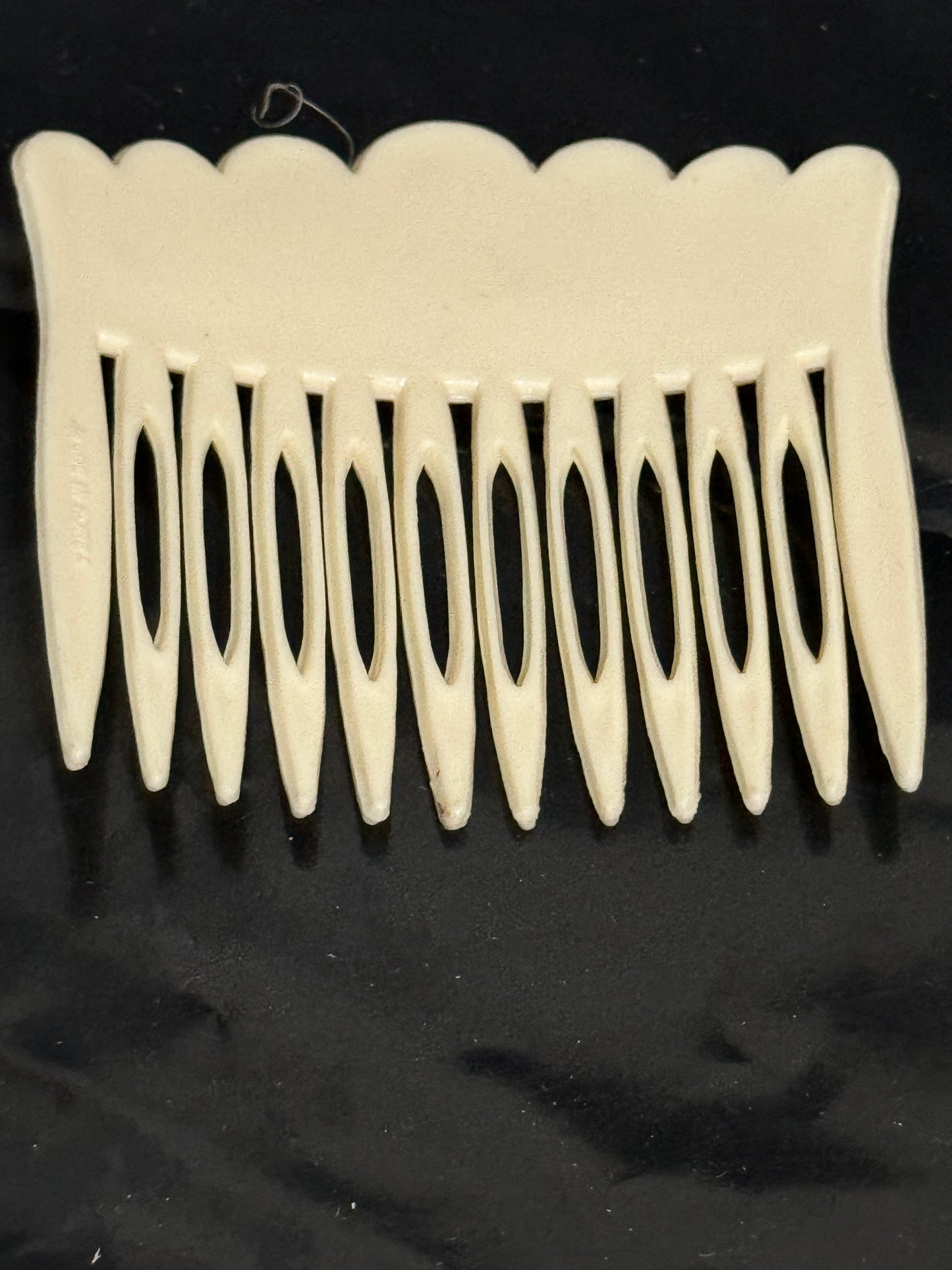 Ivory Comb Cream colored Hand-painted Floral and leaves Vintage