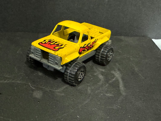 Matchbox Yellow Pick up Truck with Flames Parasite 1985 VINTAGE