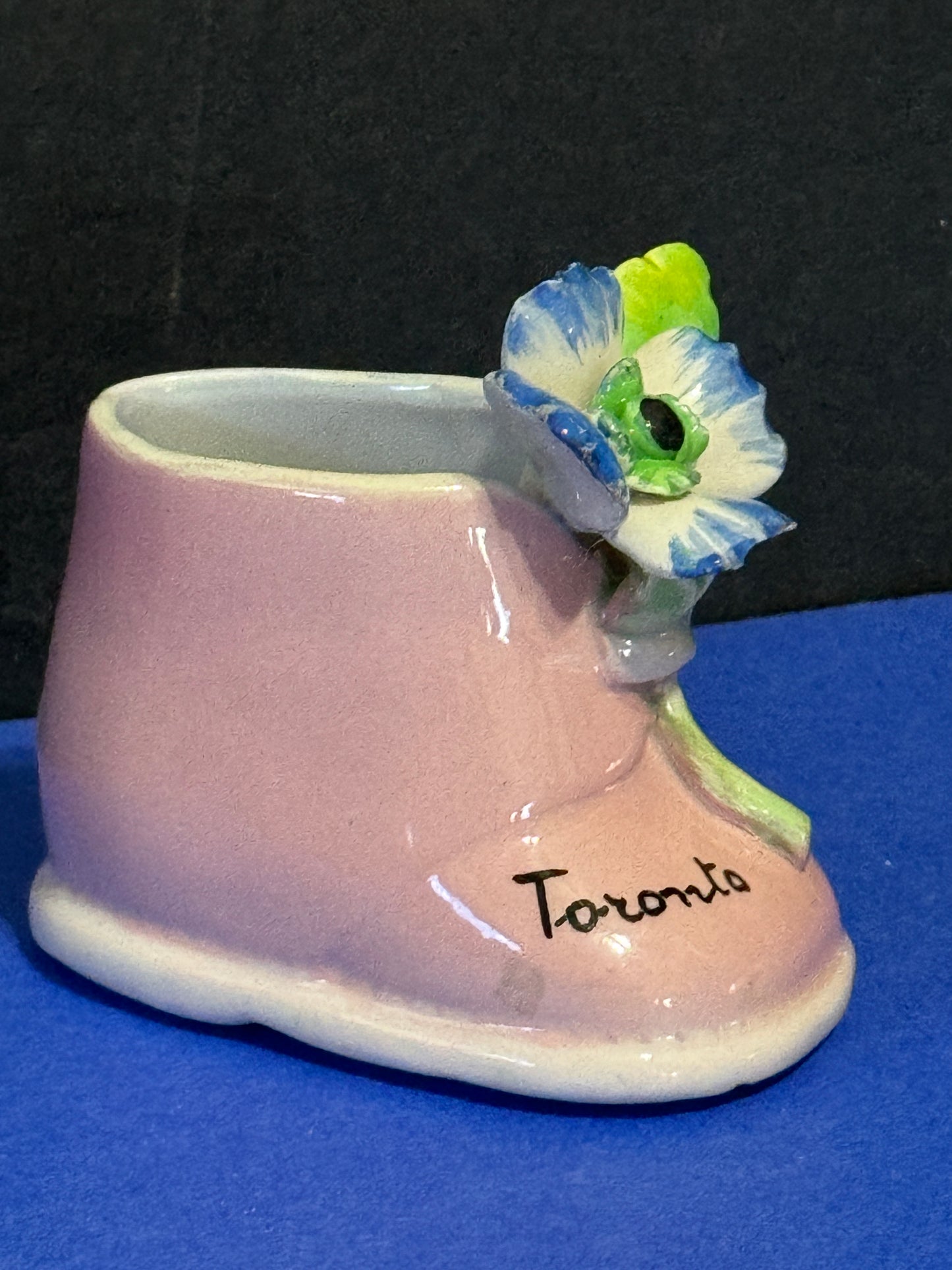 Pink Shoe Blue Flower Miniature Planter Canada - VINTAGE