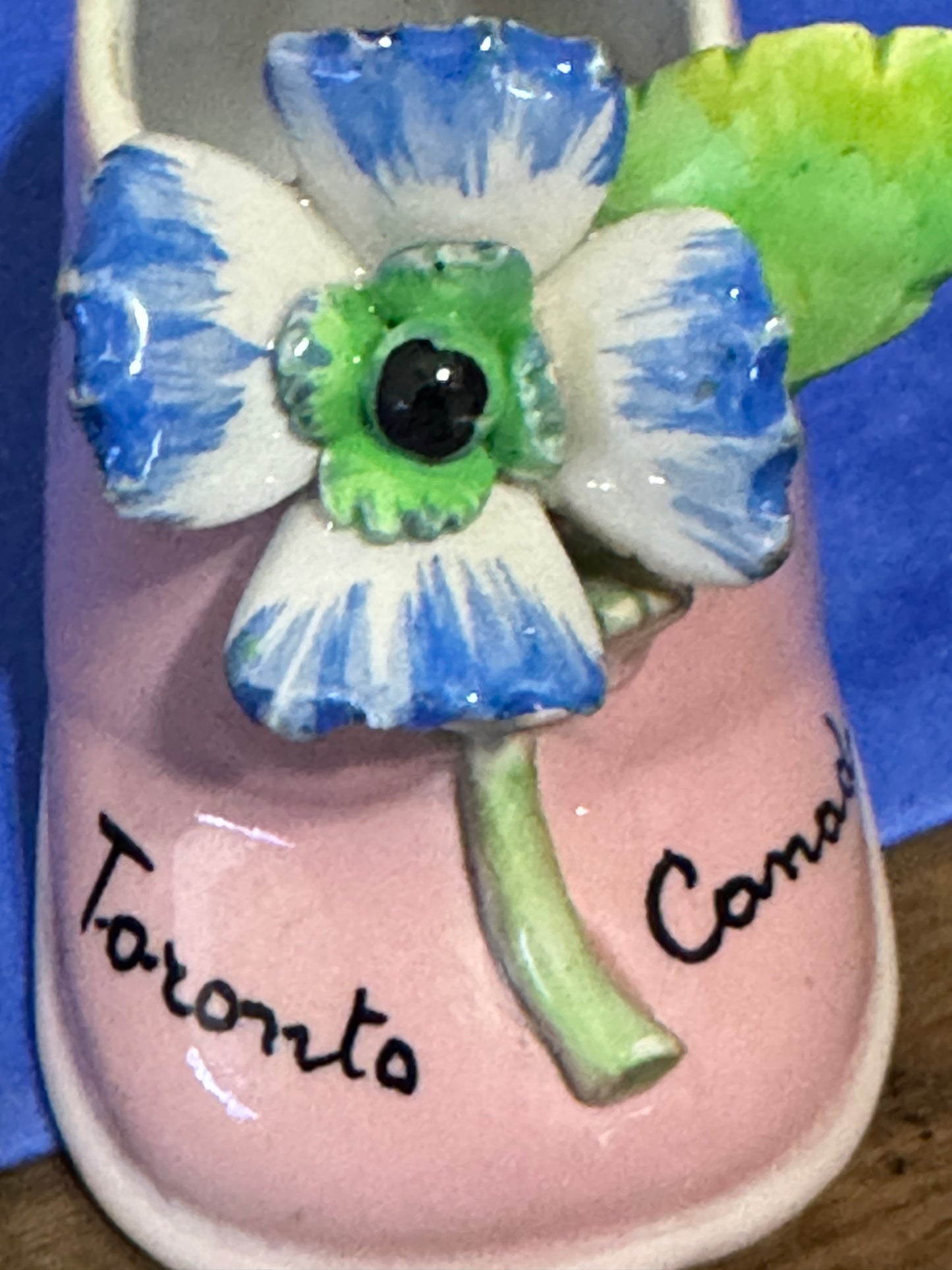Pink Shoe Blue Flower Miniature Planter Canada - VINTAGE