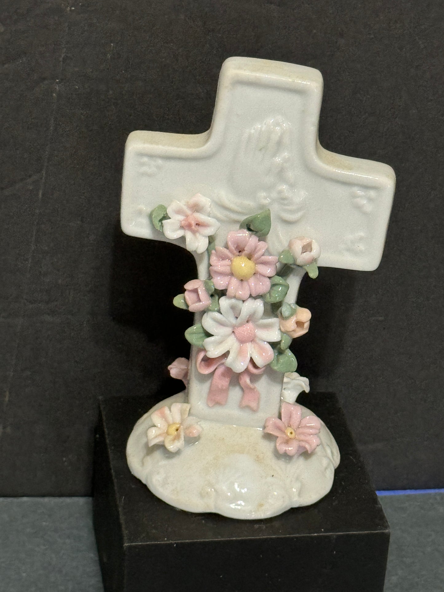 Porcelain Cross Flowers Praying Hands Statue - Vintage