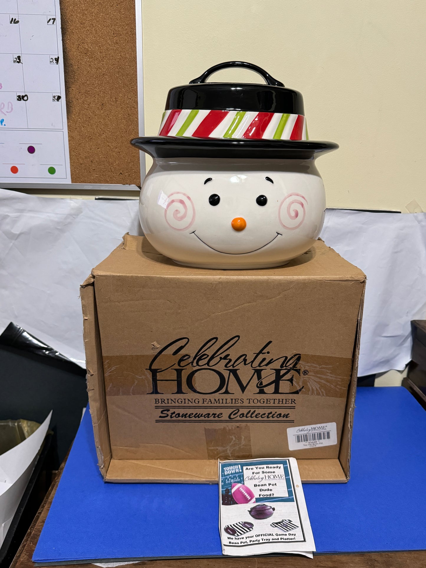 Snowman Top Hat Stone Pot 4 Quarts #93448- Celebrating Home - VINTAGE