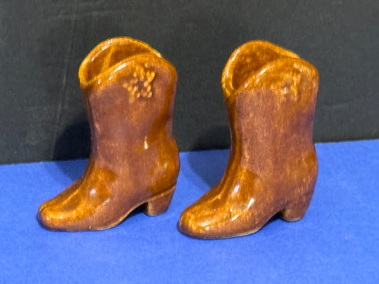 Cowboy Boots Brown with Star (set of 2) - VINTAGE
