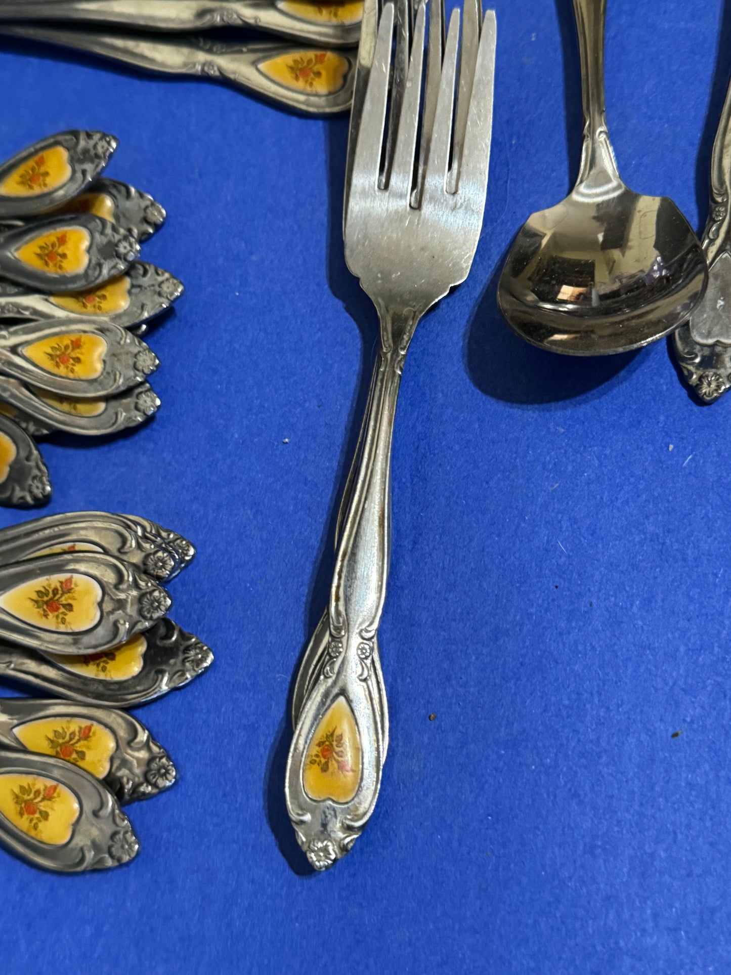 Customcraft Stainless Steel Flateware (36 piece)