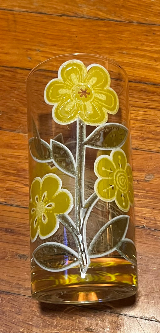Peanut Butter Glass - Yellow Daisy Vintage