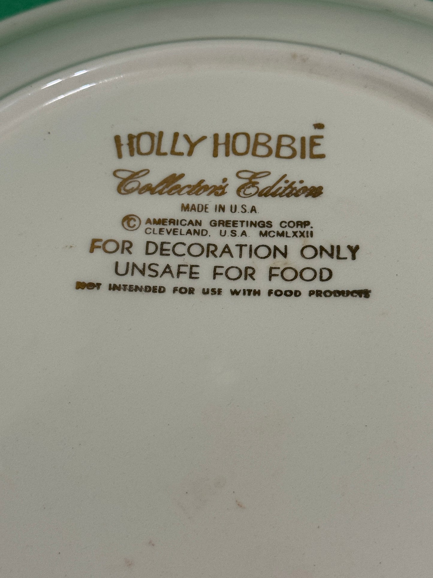 Holly Hobbie Collectible Plate "Count The Sunny Hours..." - Vintage