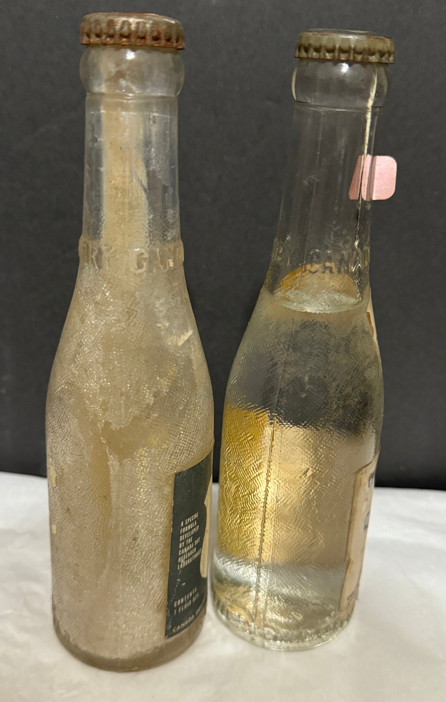 Sparkling Canada Dry Club Soda Unopened Textured Glass Vintage