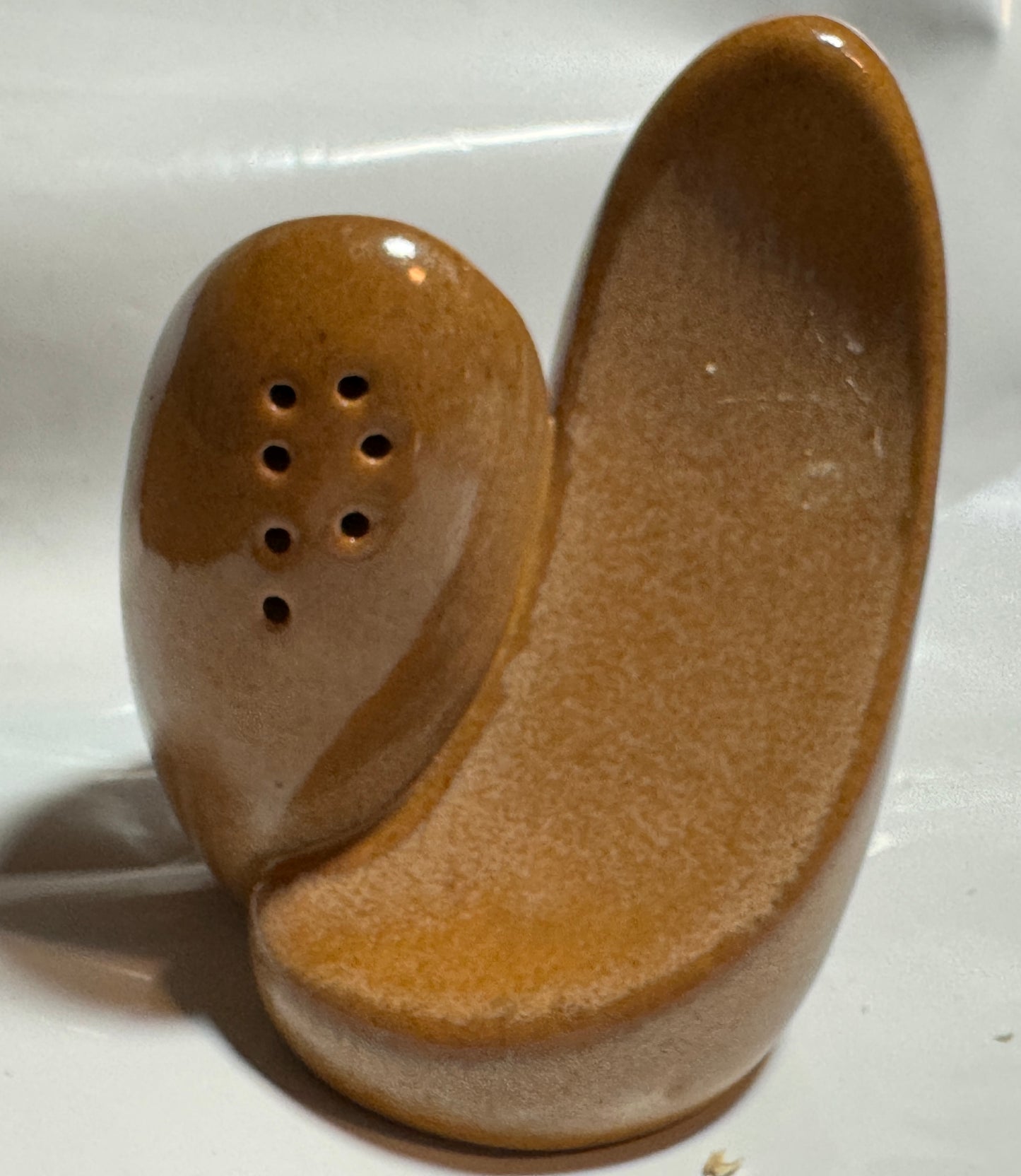 Frankoma Pottery Lazy Bones Salt & Pepper Shaker Vintage All in One