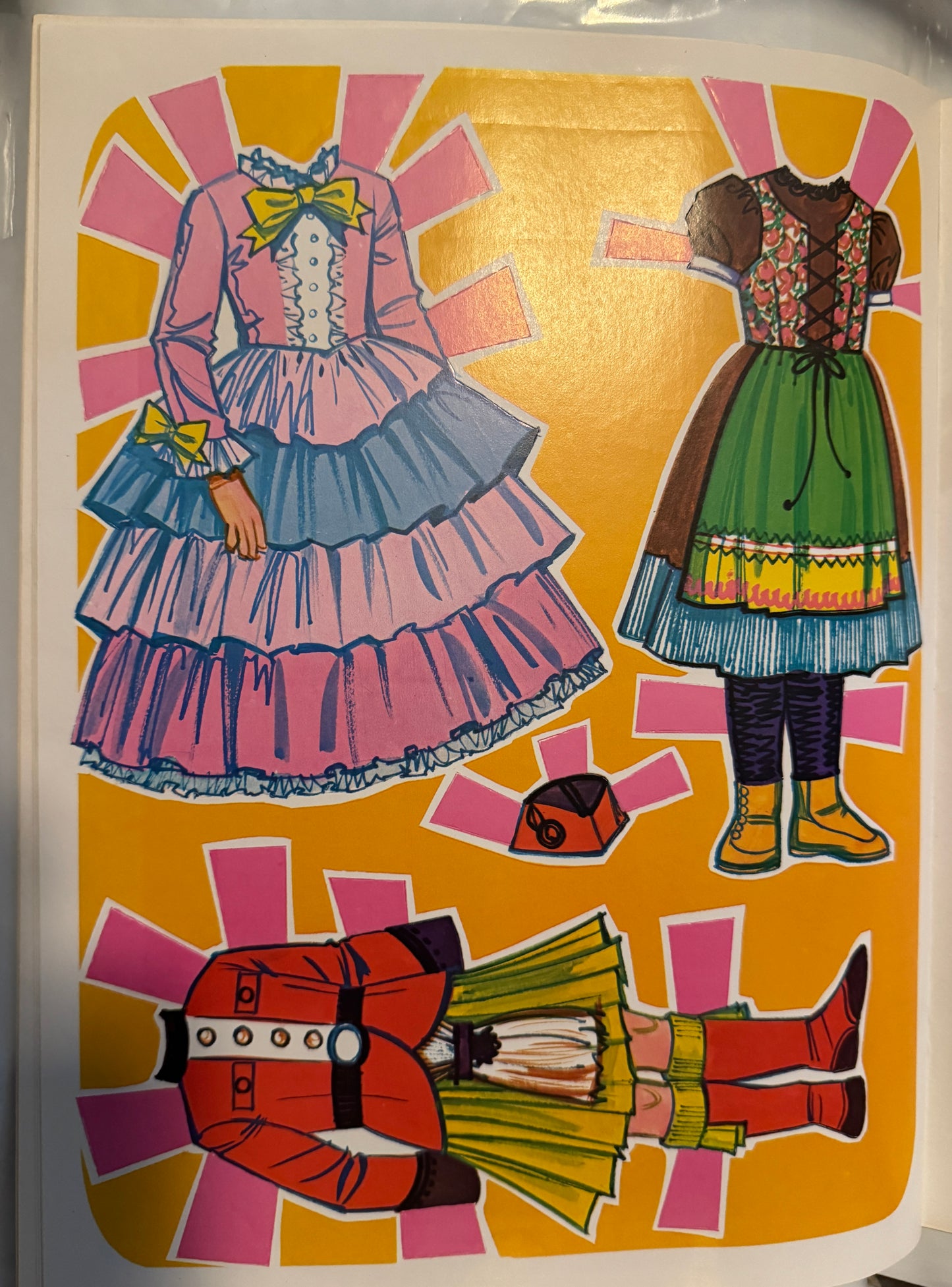 Shirley Temple Black 1976 Uncut Paper Doll Book Vintage