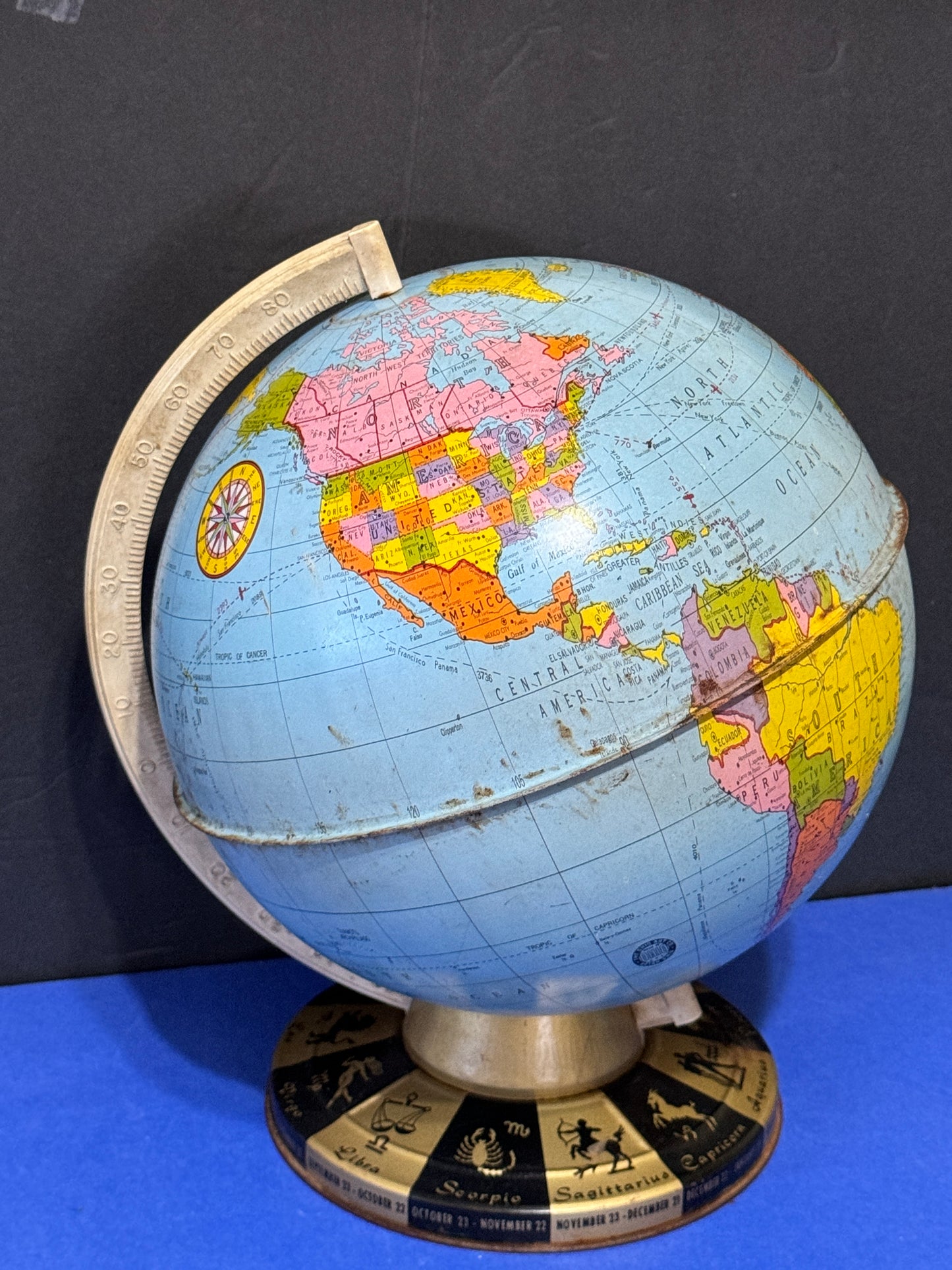 Ohio Art Metal Globe D-174 1960s - Vintage