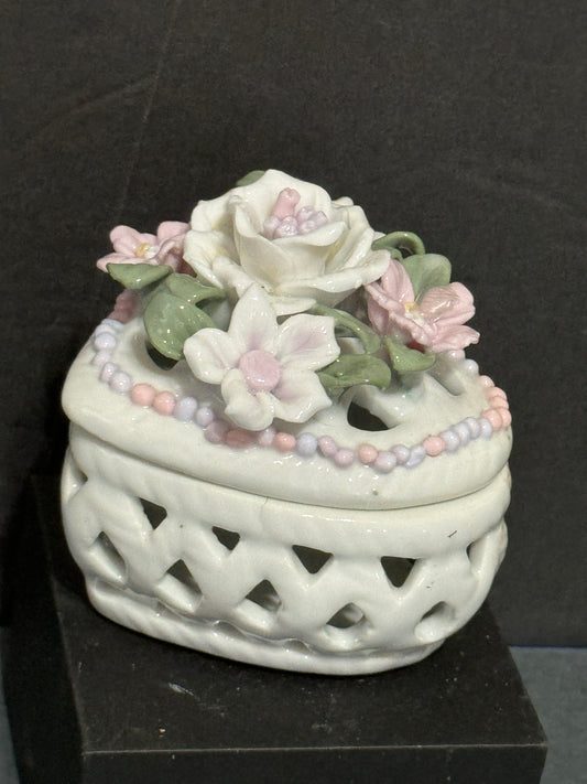 Heart Shaped Porcelain Trinket Box & Flowers - Vintage