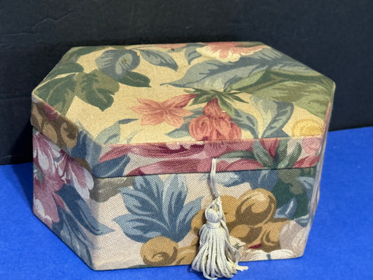 Jewelry Box Fabric Covered Hard Body Removable Tray Tan Red Rose Linen Like