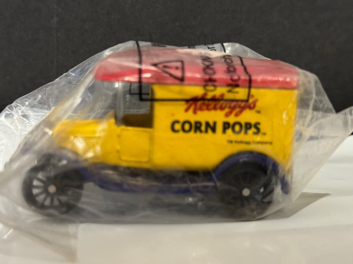 Kellogg's Cereal Delivery Trucks 1989 NIP