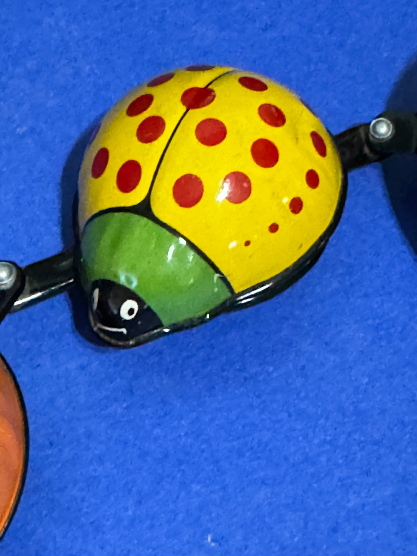Lady Bug Momma and babies Tin Wind-Up Made by T.P.S. in Japan- VINTAGE