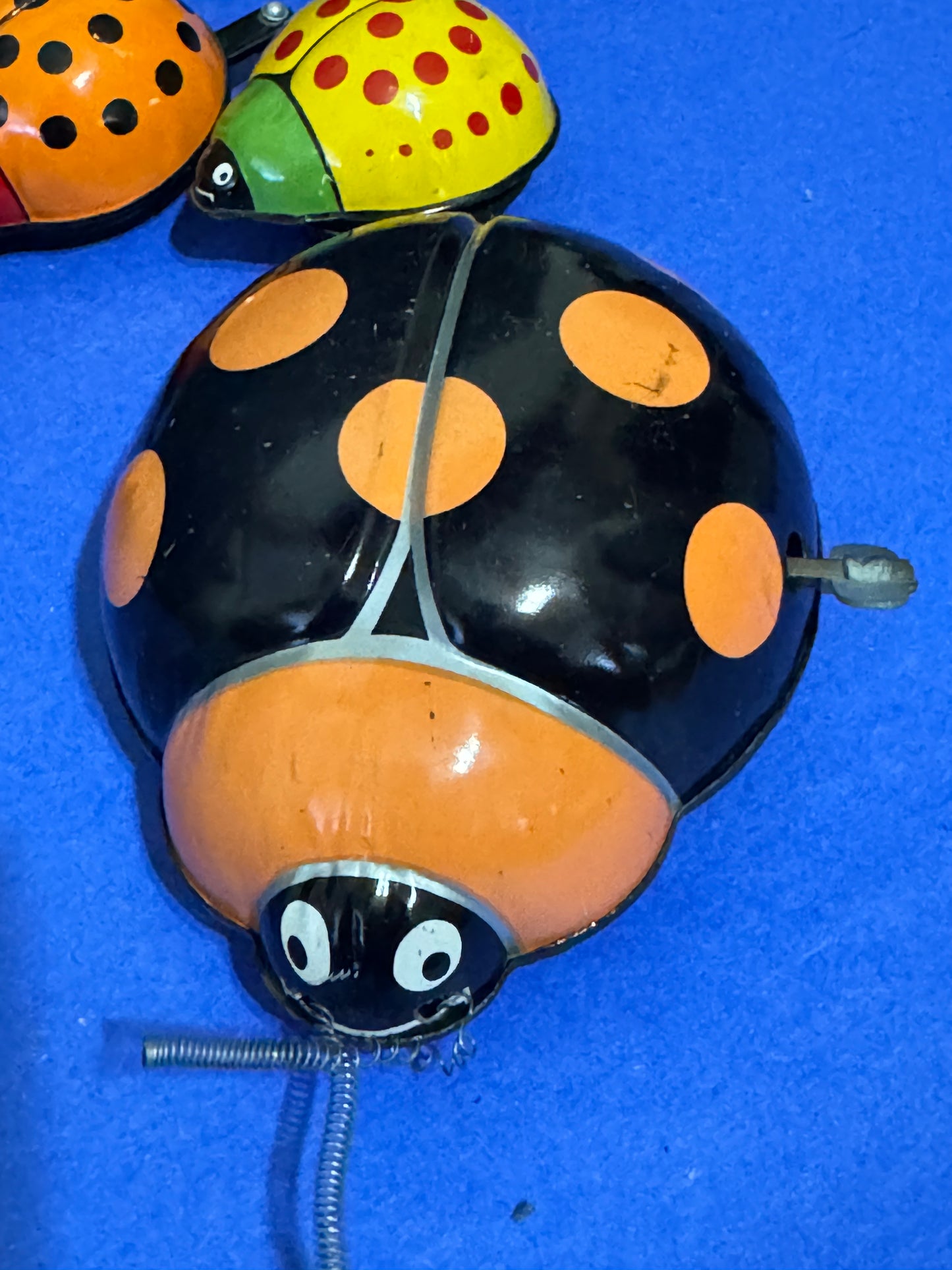 Lady Bug Momma and babies Tin Wind-Up Made by T.P.S. in Japan- VINTAGE