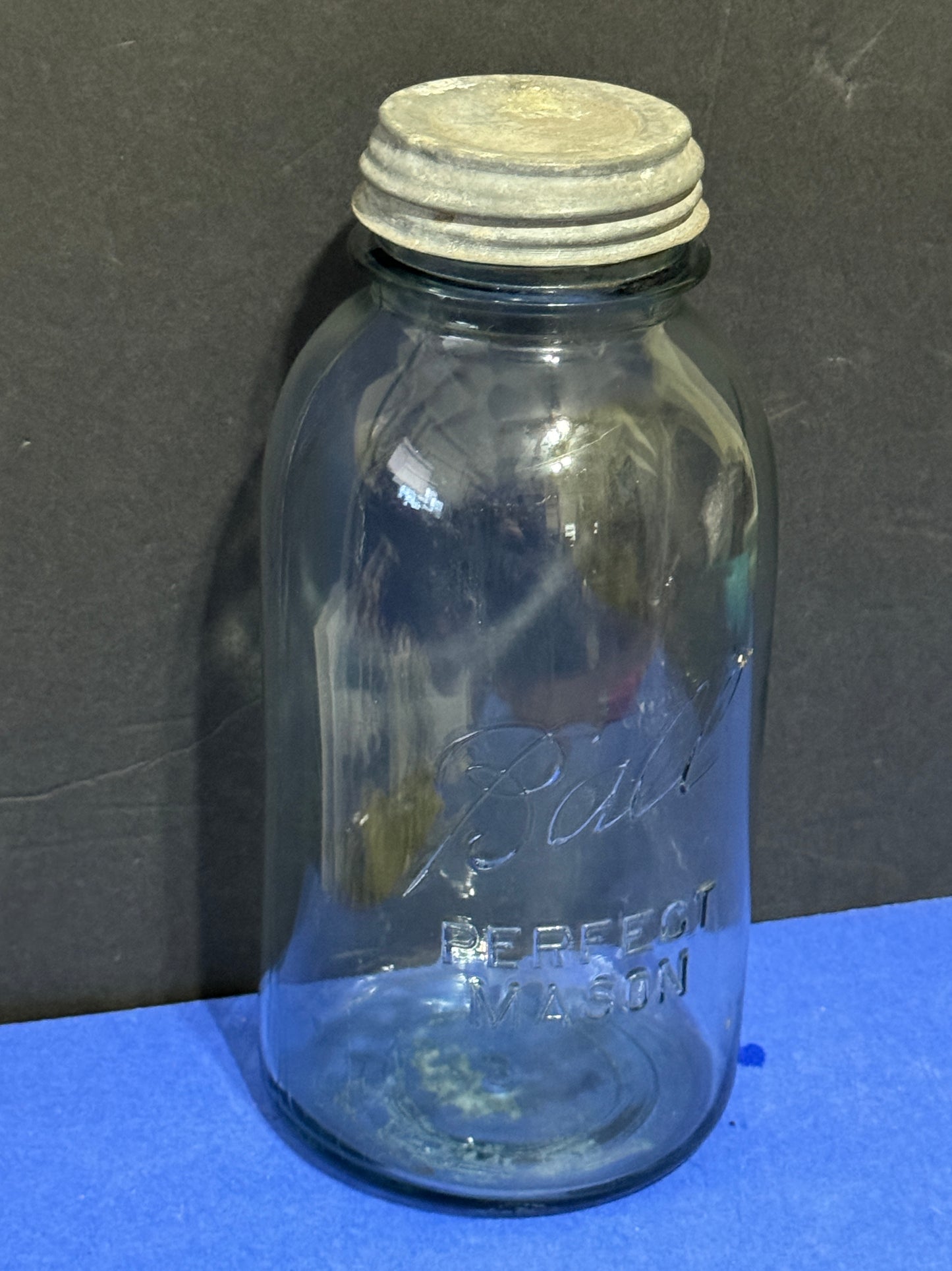 Perfect Mason Jar B Quart Size w/ Zinc Lid - VINTAGE